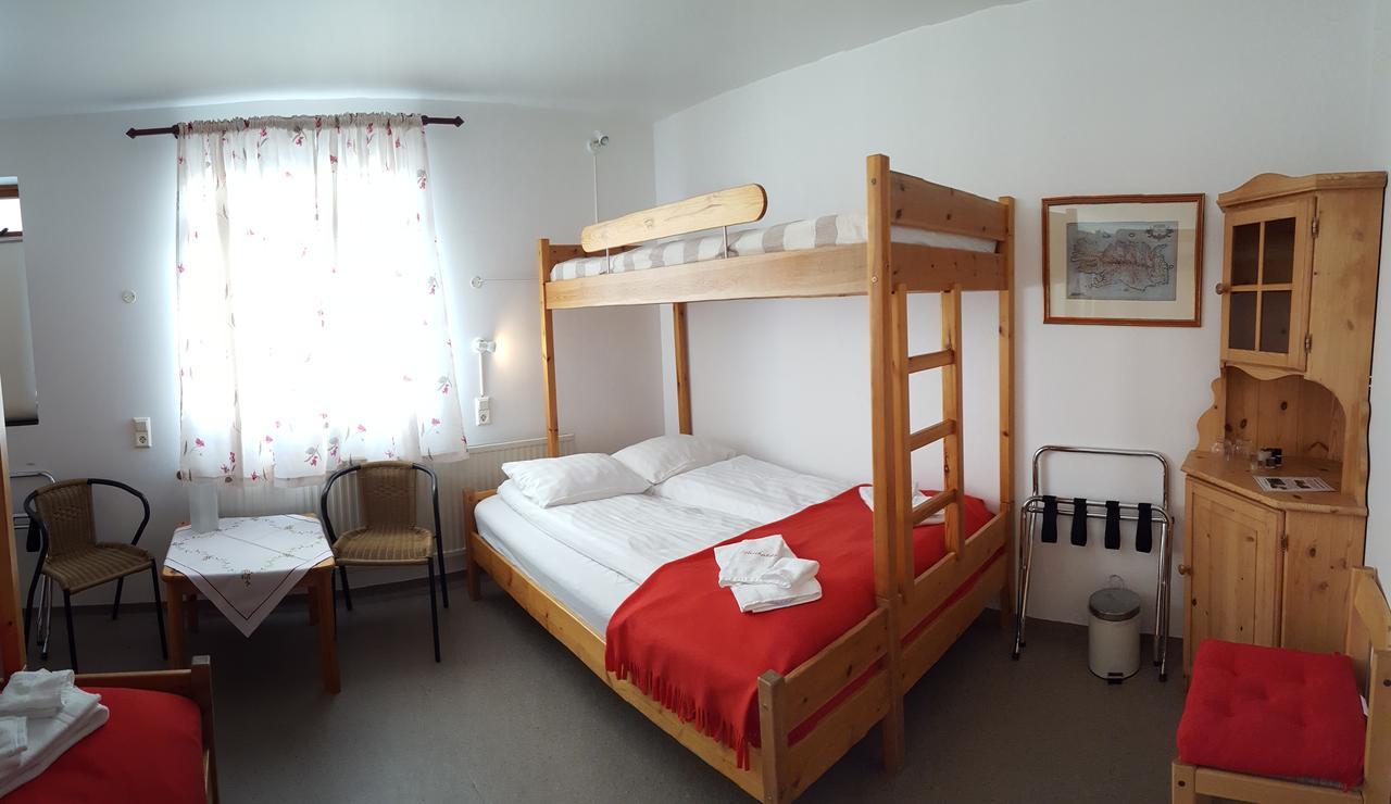 Guesthouse Leirubakki Asolfsstathir Zewnętrze zdjęcie